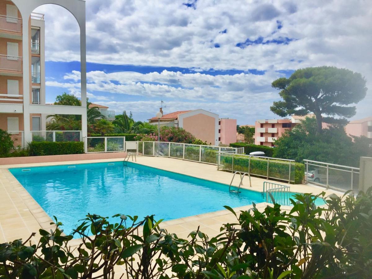 Face A La Mer Avec Piscine A Σετ Εξωτερικό φωτογραφία